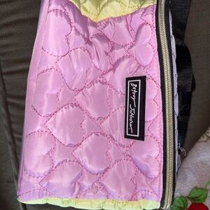 ✨ Betsey Johnson Insulated Lunch Tote ✨ Quilted